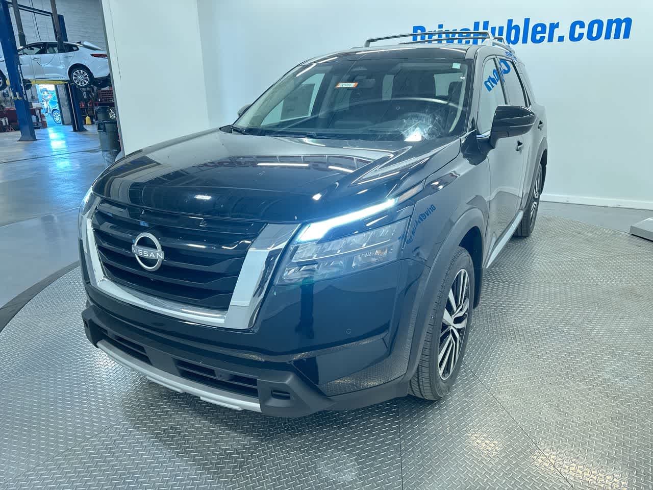 new 2025 Nissan Pathfinder car, priced at $49,808