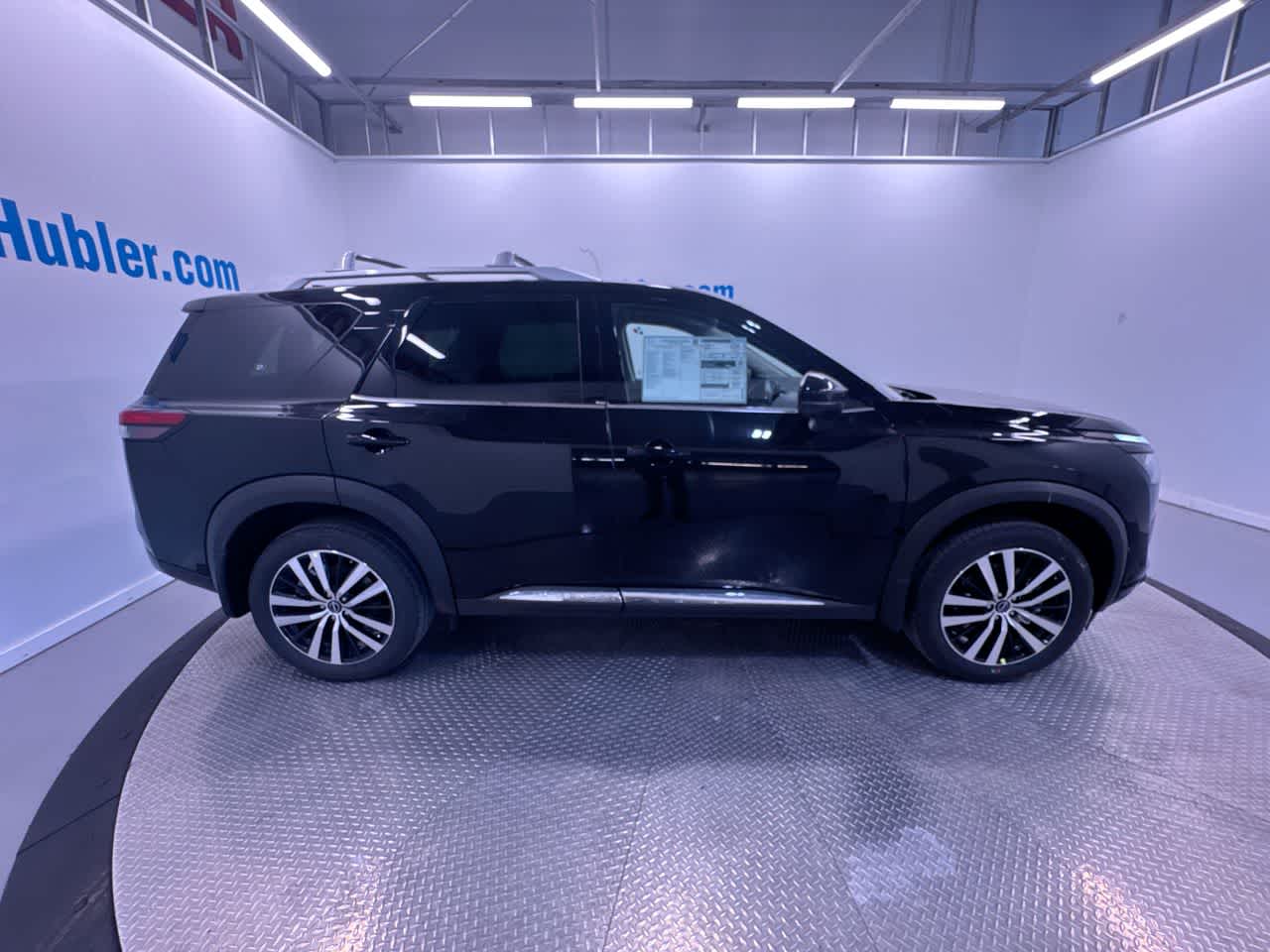 new 2025 Nissan Pathfinder car, priced at $49,808