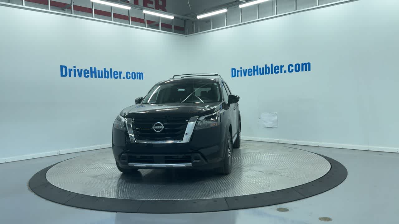 new 2025 Nissan Pathfinder car, priced at $45,382