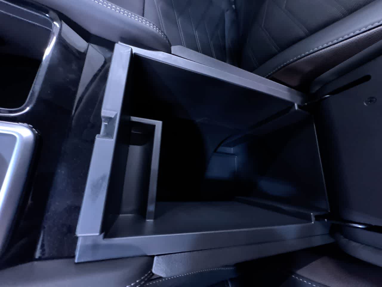 new 2025 Nissan Pathfinder car, priced at $45,382