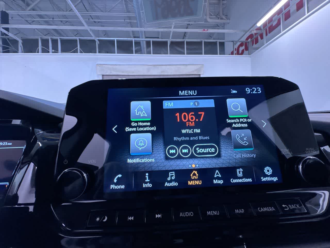 new 2025 Nissan Pathfinder car, priced at $45,382