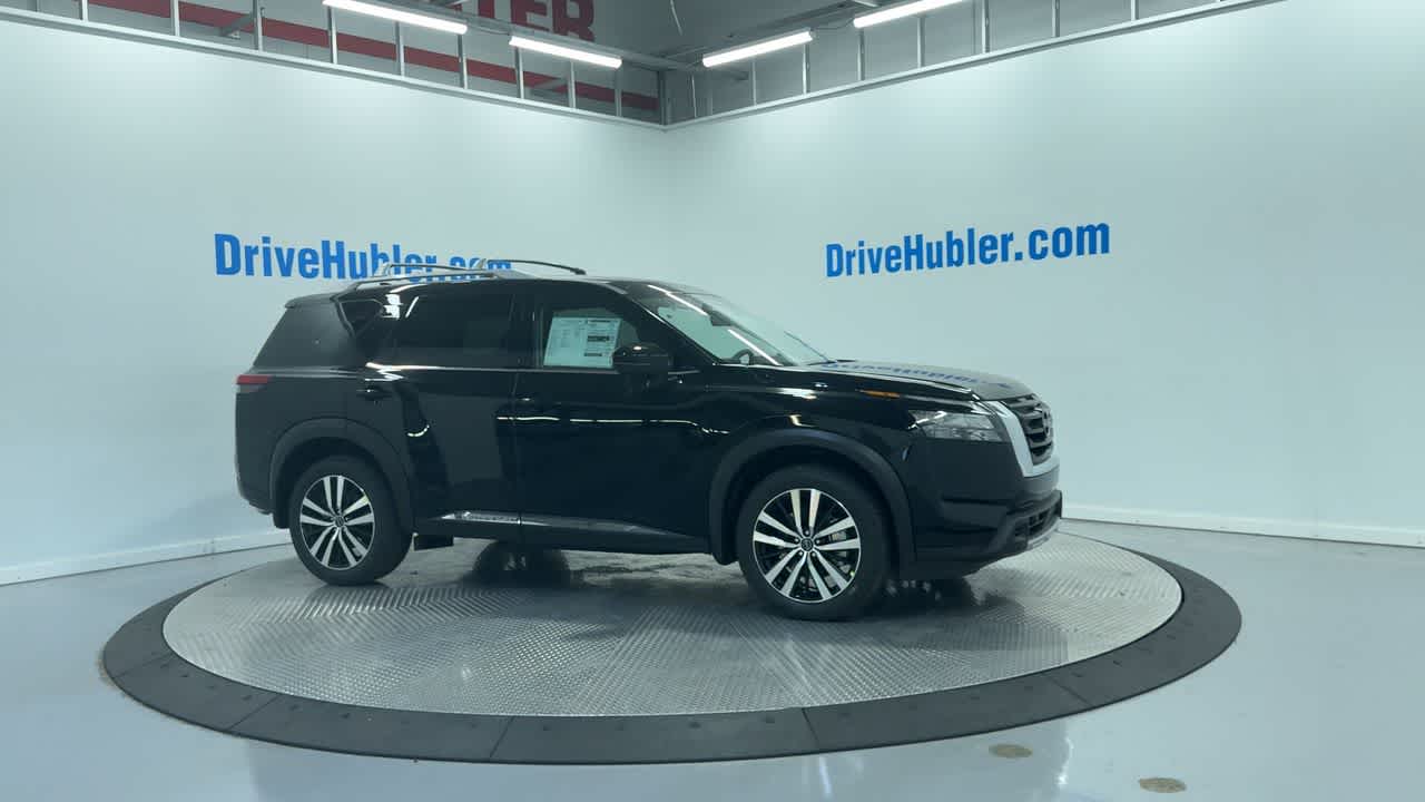 new 2025 Nissan Pathfinder car, priced at $45,382