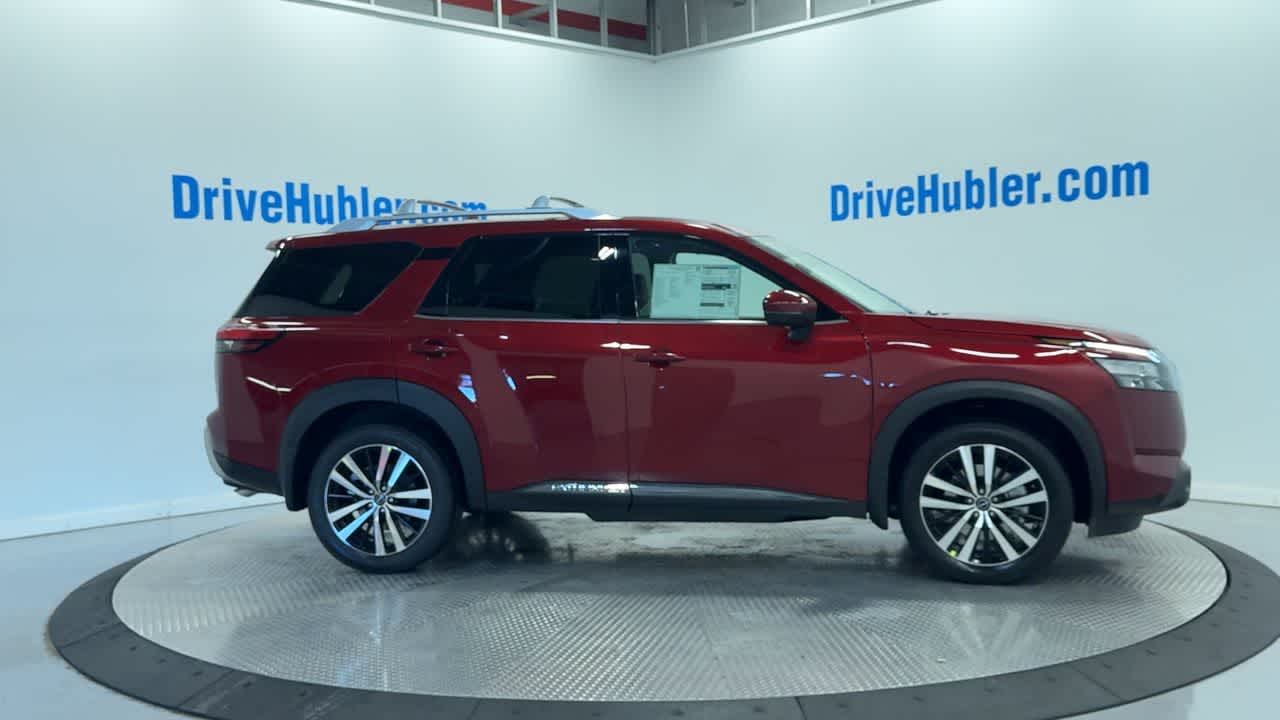 new 2025 Nissan Pathfinder car, priced at $45,198