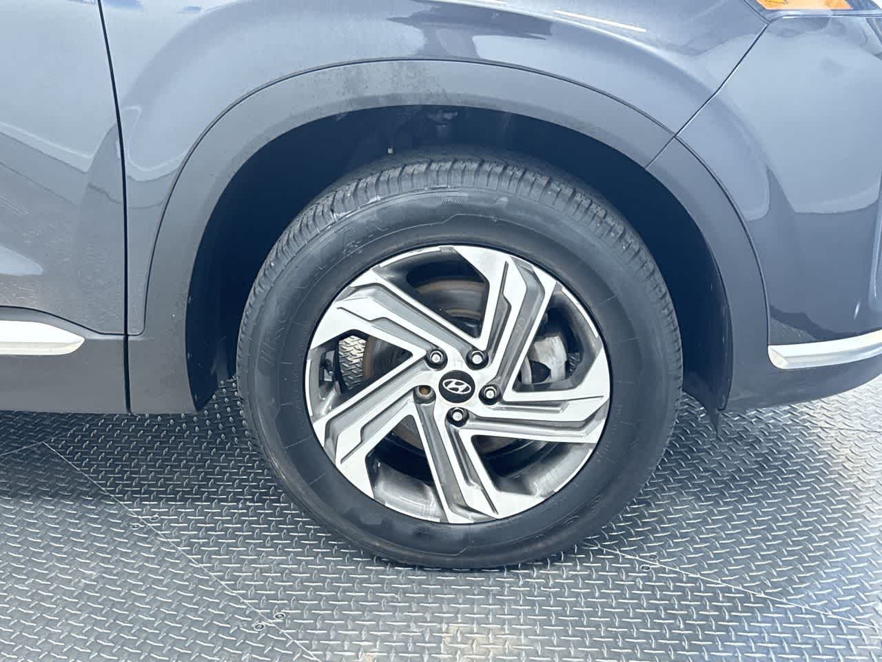 used 2023 Hyundai Santa Fe car, priced at $24,995