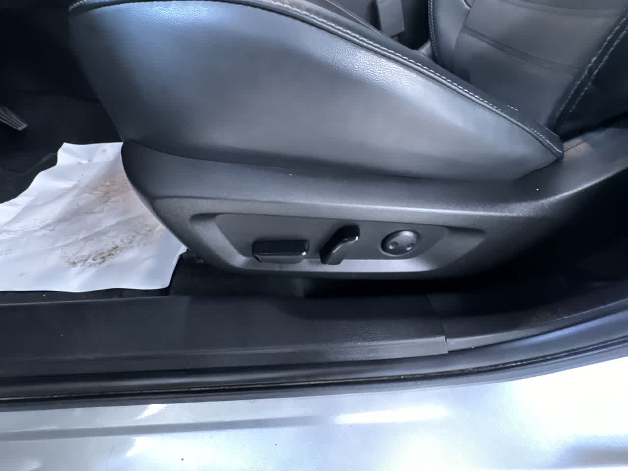 used 2022 Mitsubishi Outlander car, priced at $20,995