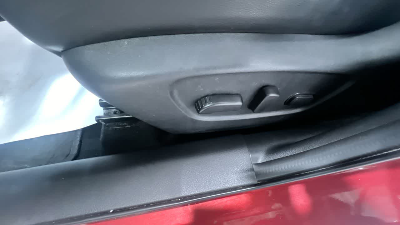used 2022 Nissan Rogue Sport car, priced at $23,995