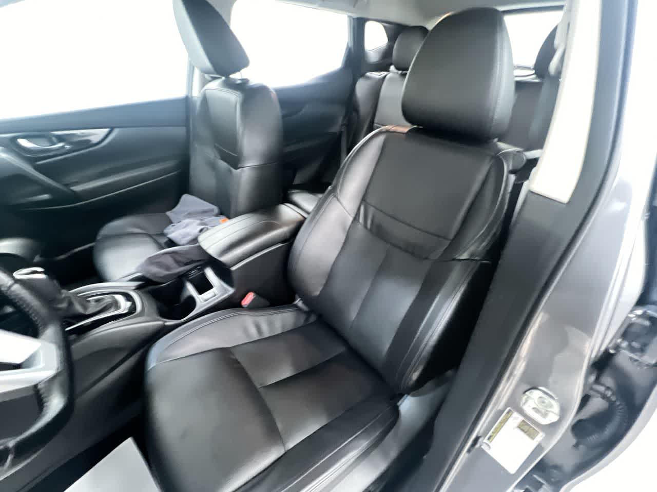 used 2022 Nissan Rogue Sport car, priced at $23,995