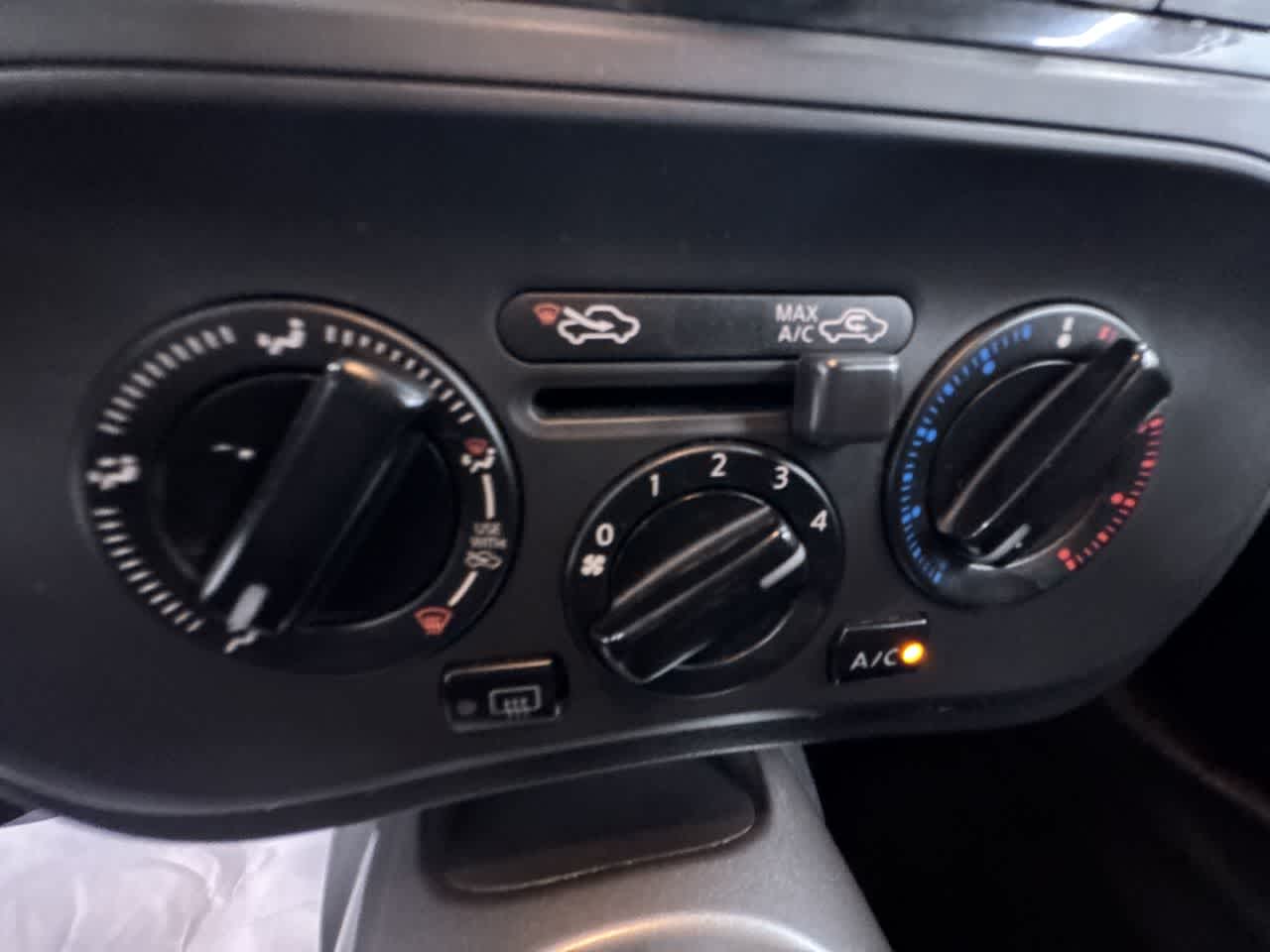 used 2013 Nissan Juke car, priced at $4,995