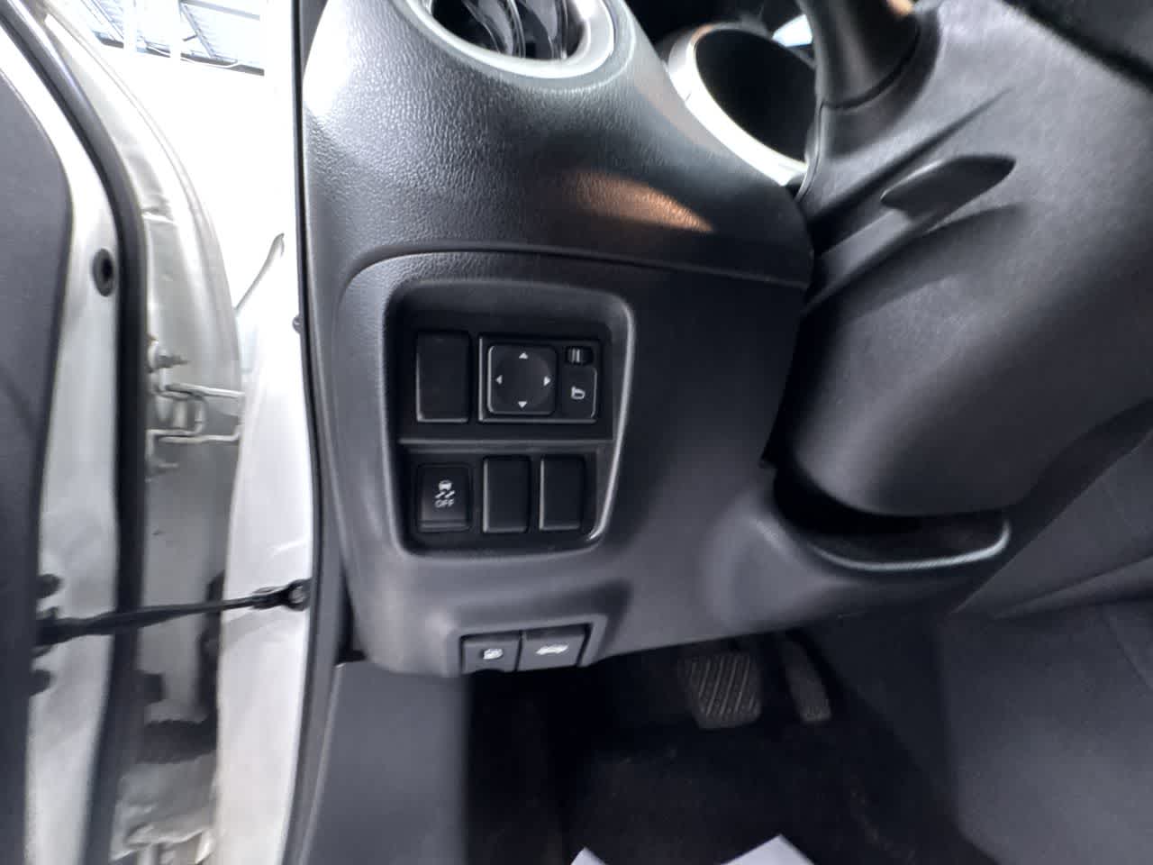 used 2013 Nissan Juke car, priced at $4,995