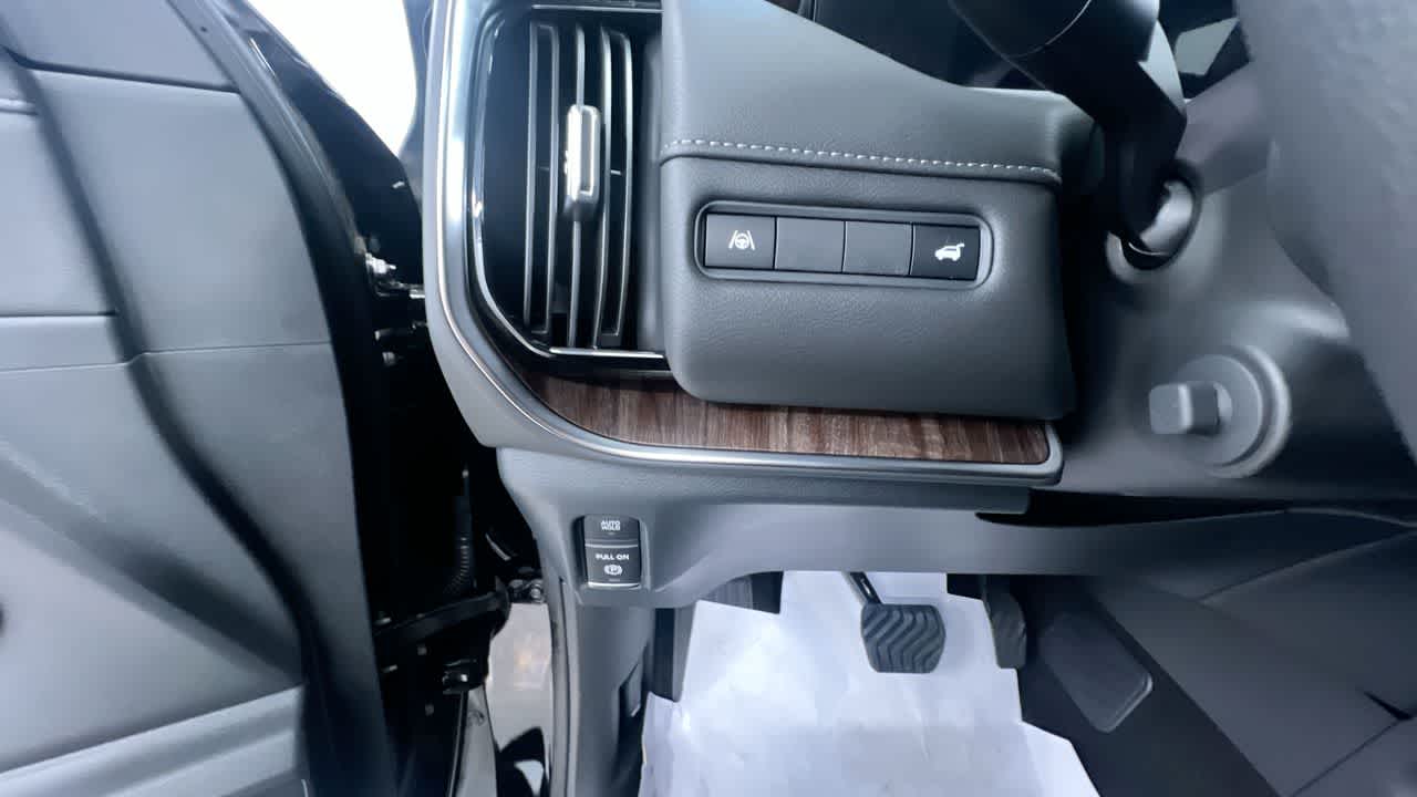 new 2025 Nissan Armada car, priced at $65,130