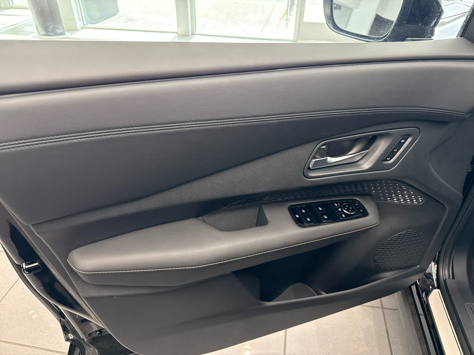 new 2025 Nissan Ariya car, priced at $40,686