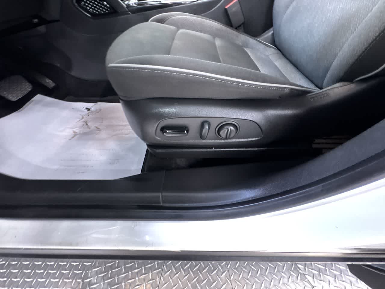 used 2023 Chevrolet TrailBlazer car, priced at $21,995