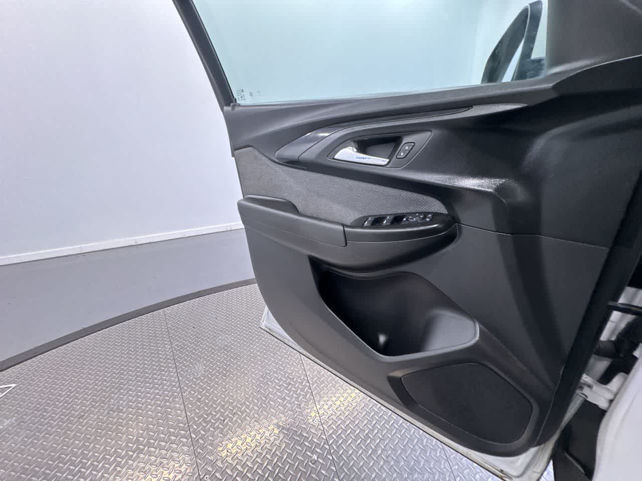 used 2023 Chevrolet TrailBlazer car, priced at $21,995