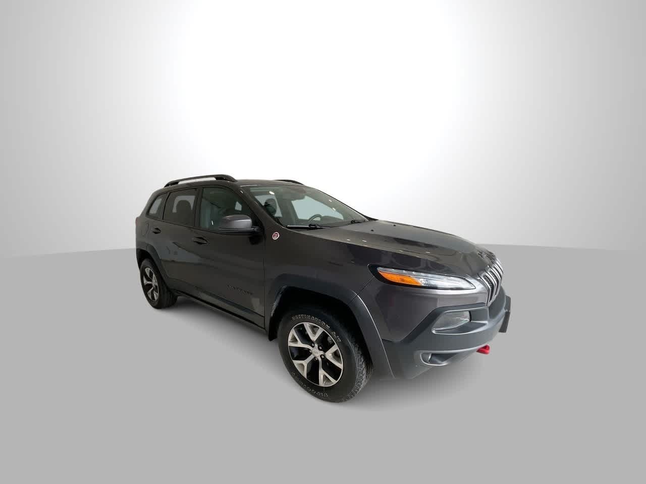 used 2018 Jeep Cherokee car, priced at $21,623