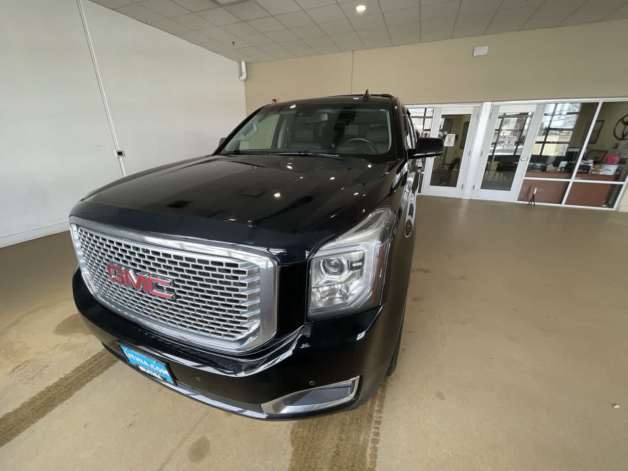 used 2016 GMC Yukon car, priced at $25,980