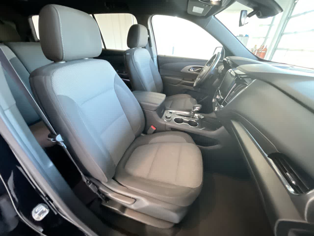 used 2023 Chevrolet Traverse car, priced at $30,883