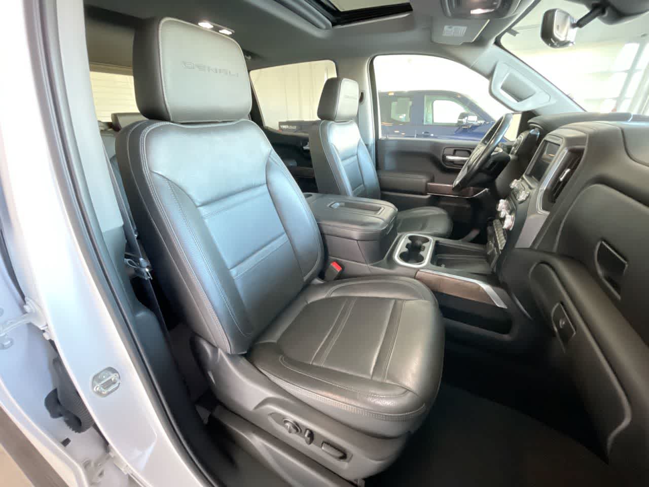 used 2020 GMC Sierra 1500 car, priced at $39,571