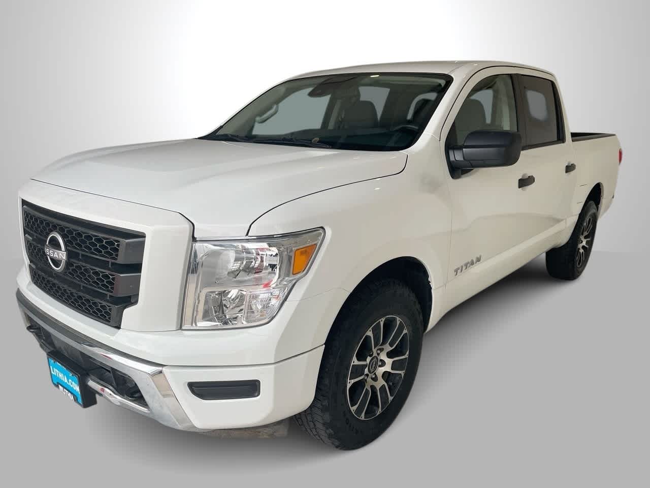 used 2023 Nissan Titan car, priced at $30,895