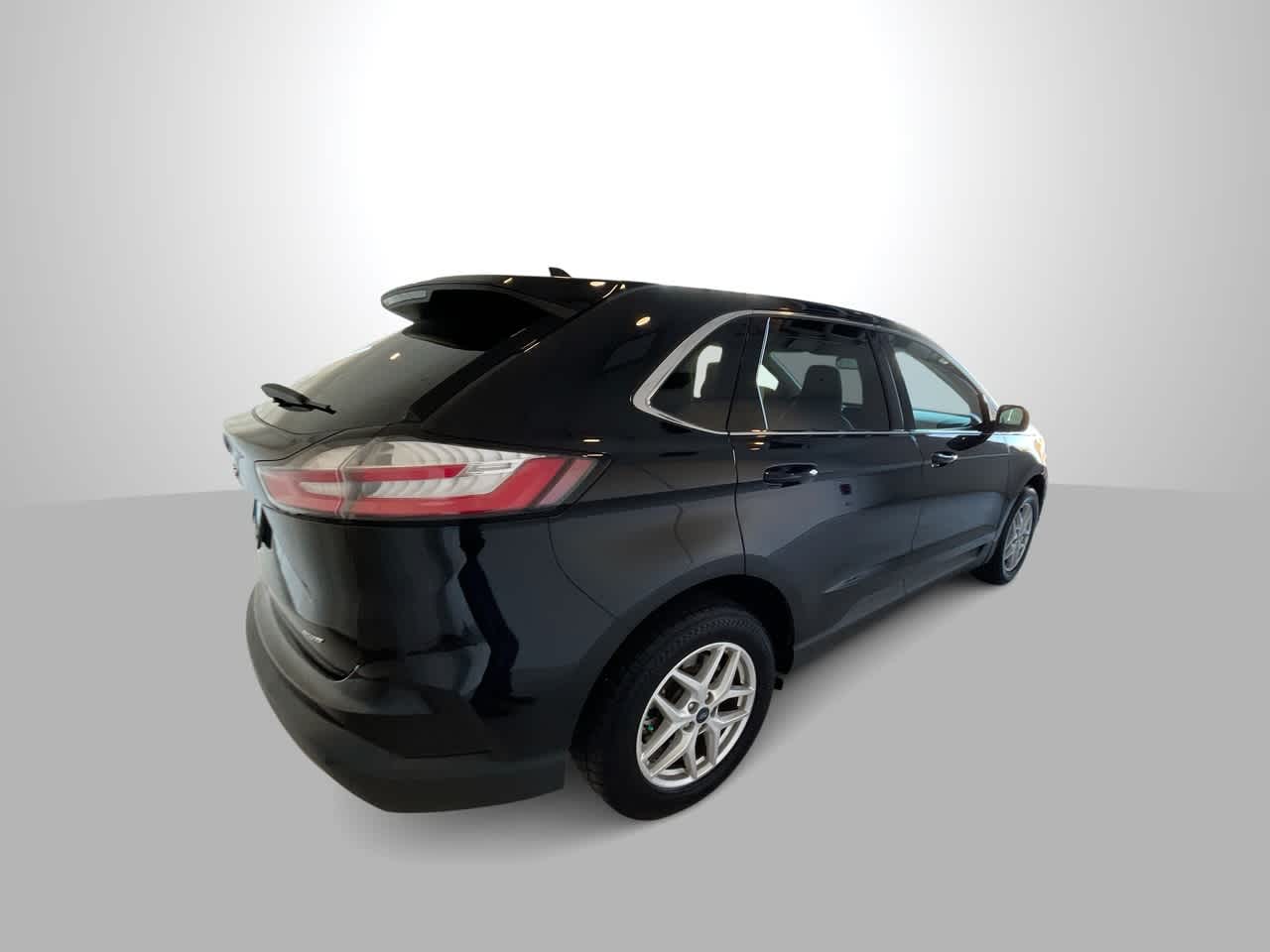 used 2022 Ford Edge car, priced at $22,069