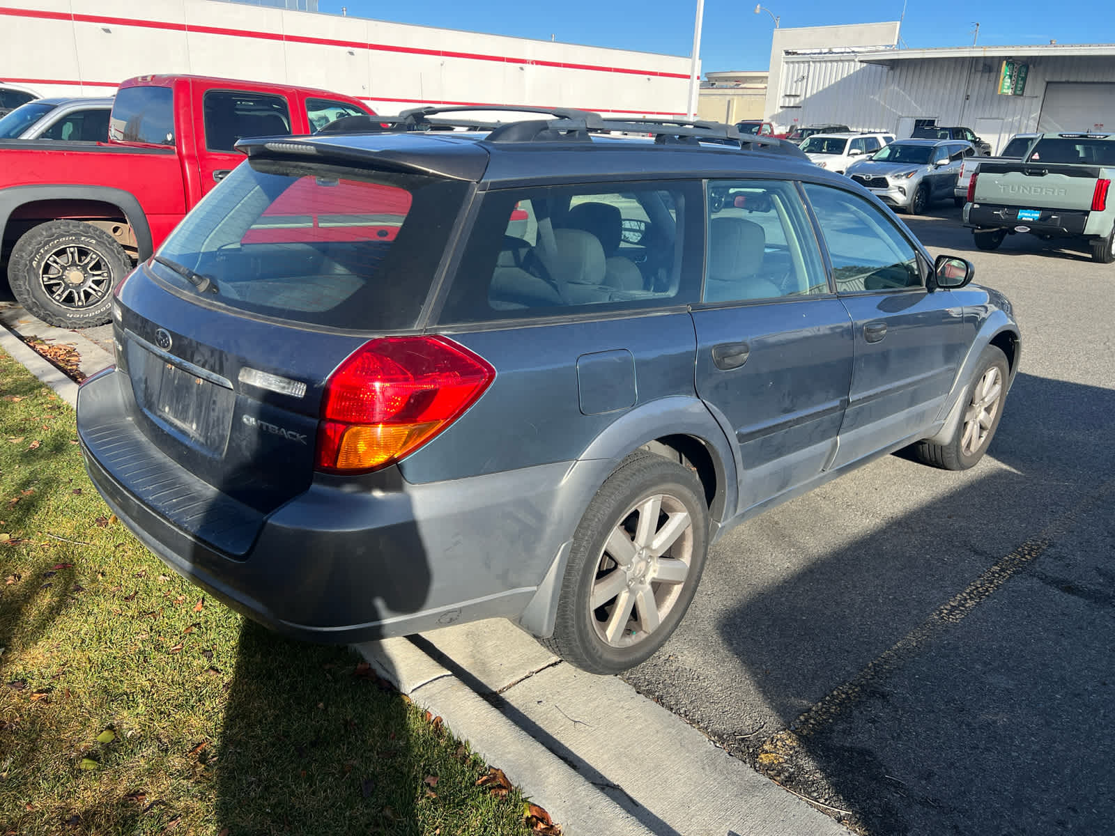 used 2006 Subaru Outback car, priced at $6,041