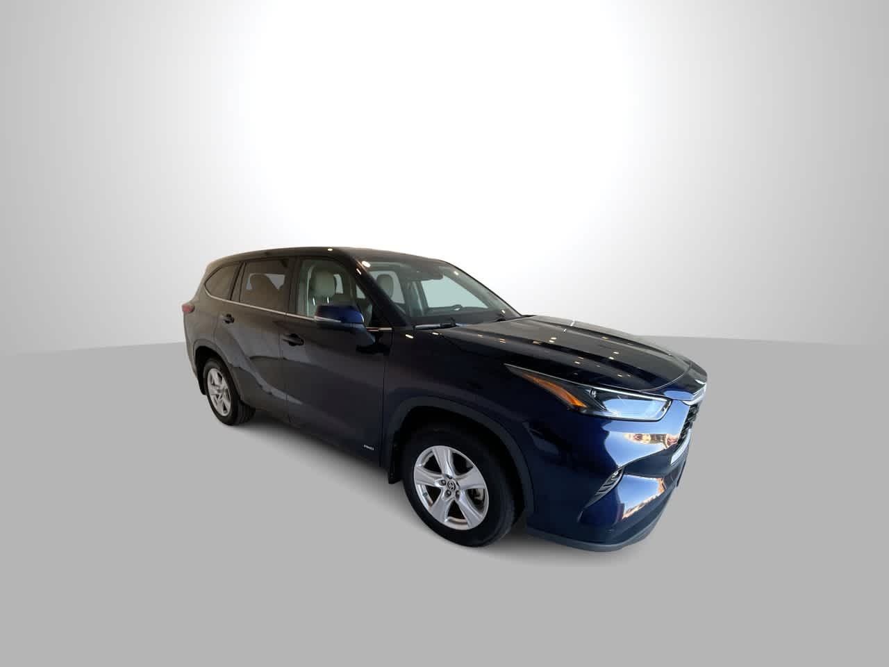 used 2023 Toyota Highlander car, priced at $36,514