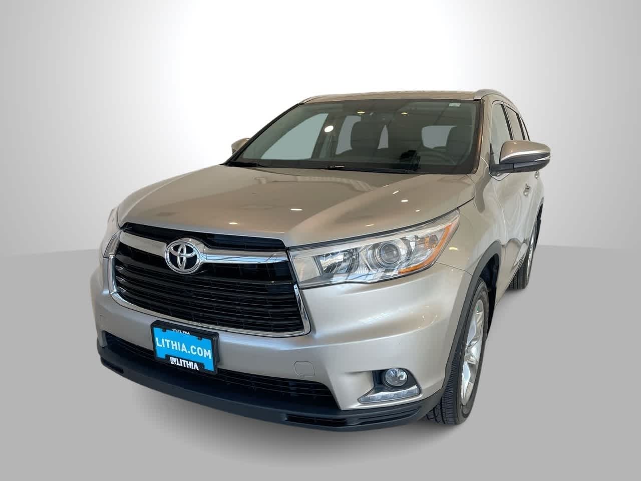 used 2015 Toyota Highlander car, priced at $21,831