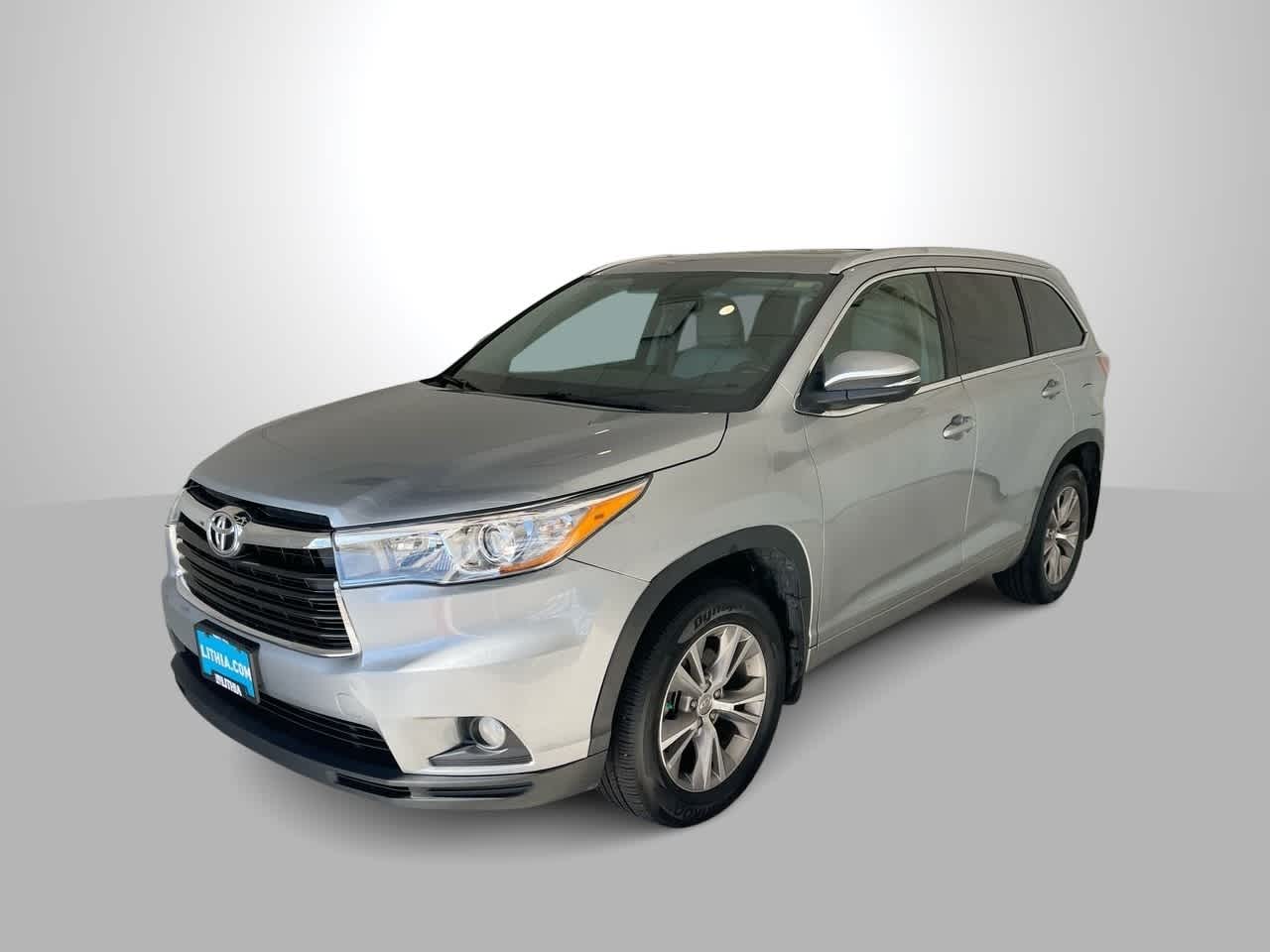 used 2015 Toyota Highlander car, priced at $17,718