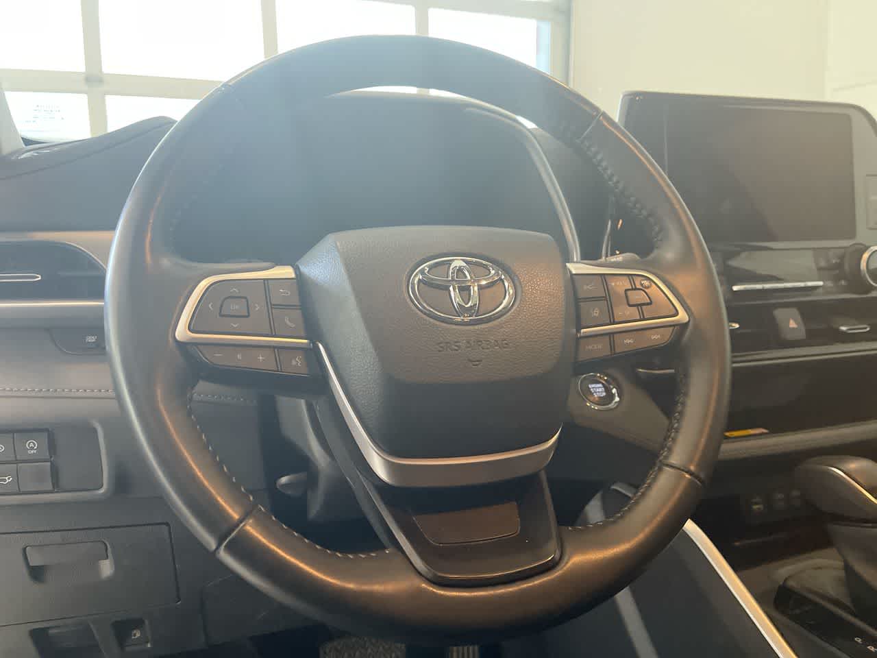 used 2023 Toyota Highlander car, priced at $39,354