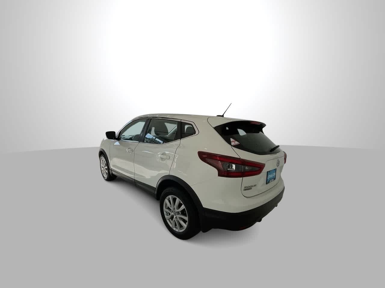 used 2020 Nissan Rogue Sport car, priced at $13,859