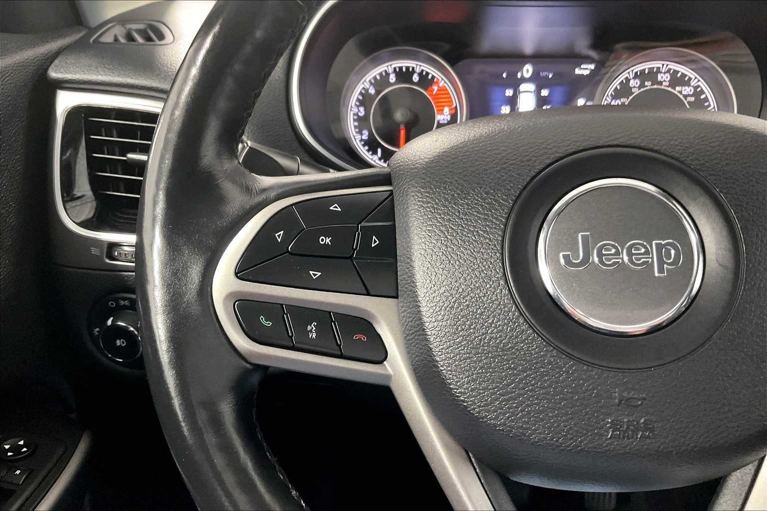 used 2019 Jeep Cherokee car, priced at $17,595