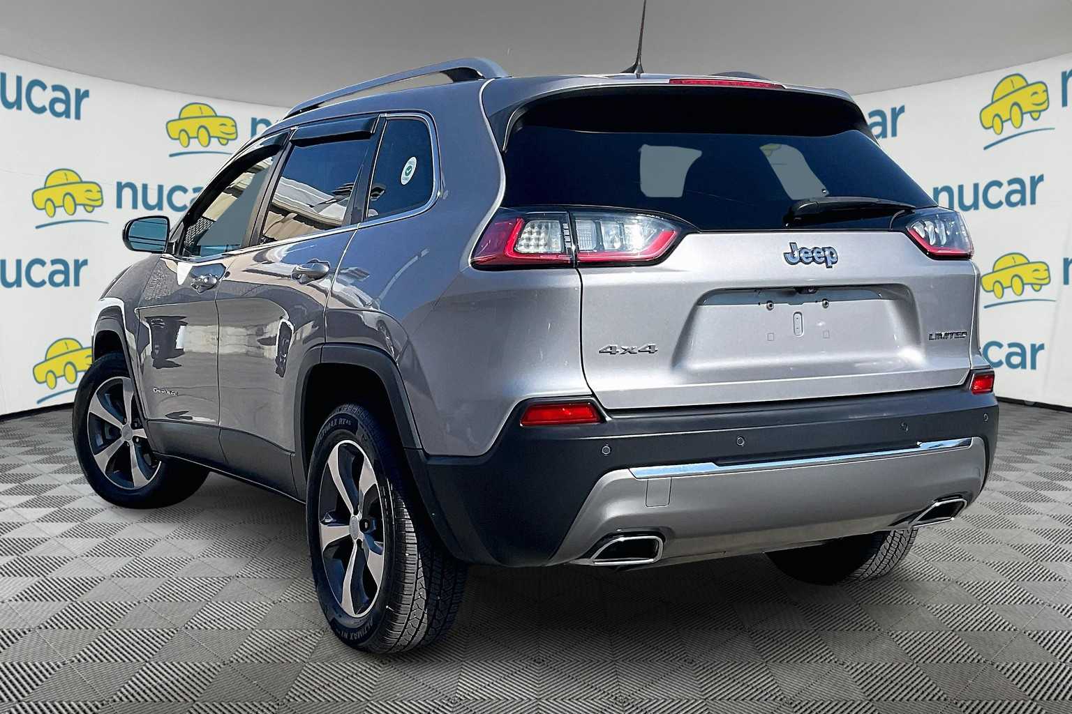 used 2019 Jeep Cherokee car, priced at $17,595