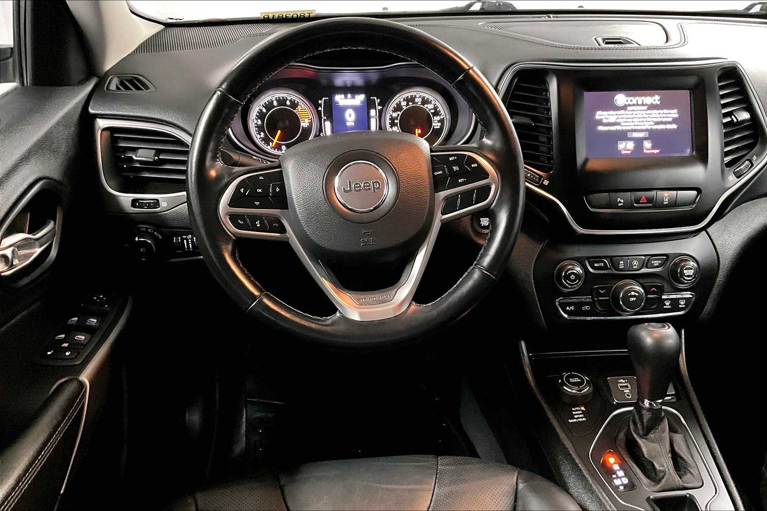 used 2021 Jeep Cherokee car, priced at $18,488