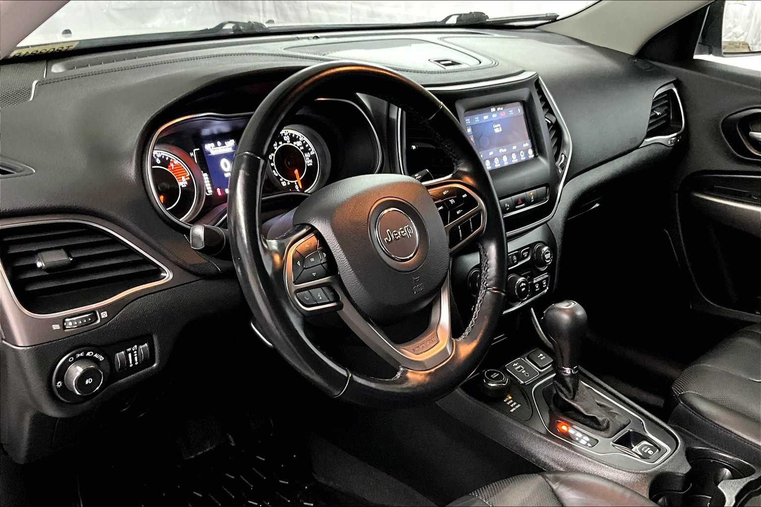 used 2021 Jeep Cherokee car, priced at $18,488