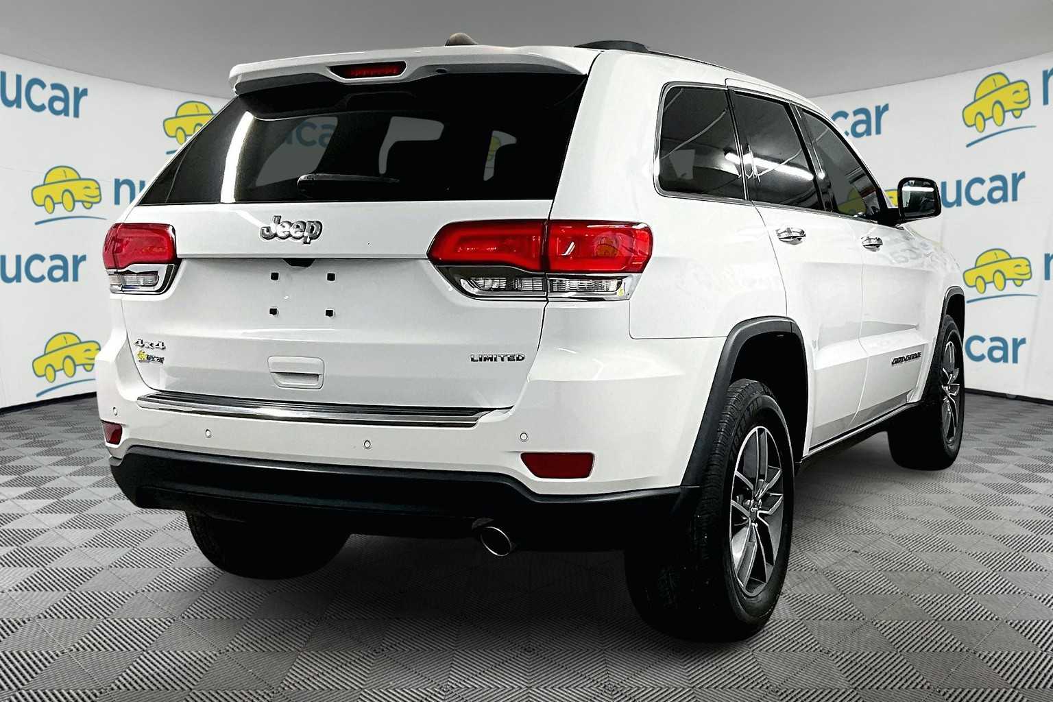 used 2018 Jeep Grand Cherokee car, priced at $15,998