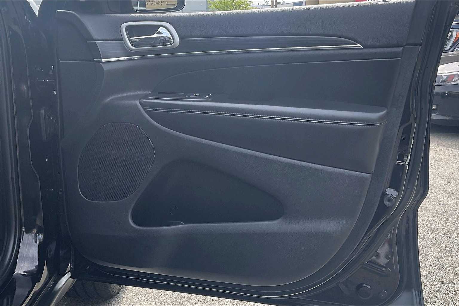 used 2019 Jeep Grand Cherokee car, priced at $23,488