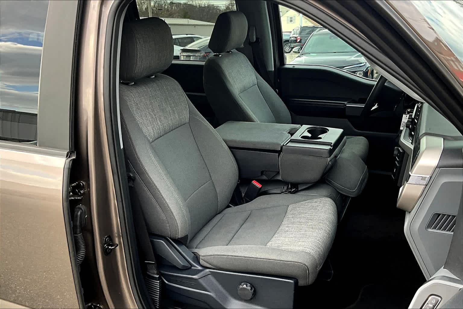 used 2021 Ford F-150 car, priced at $36,812