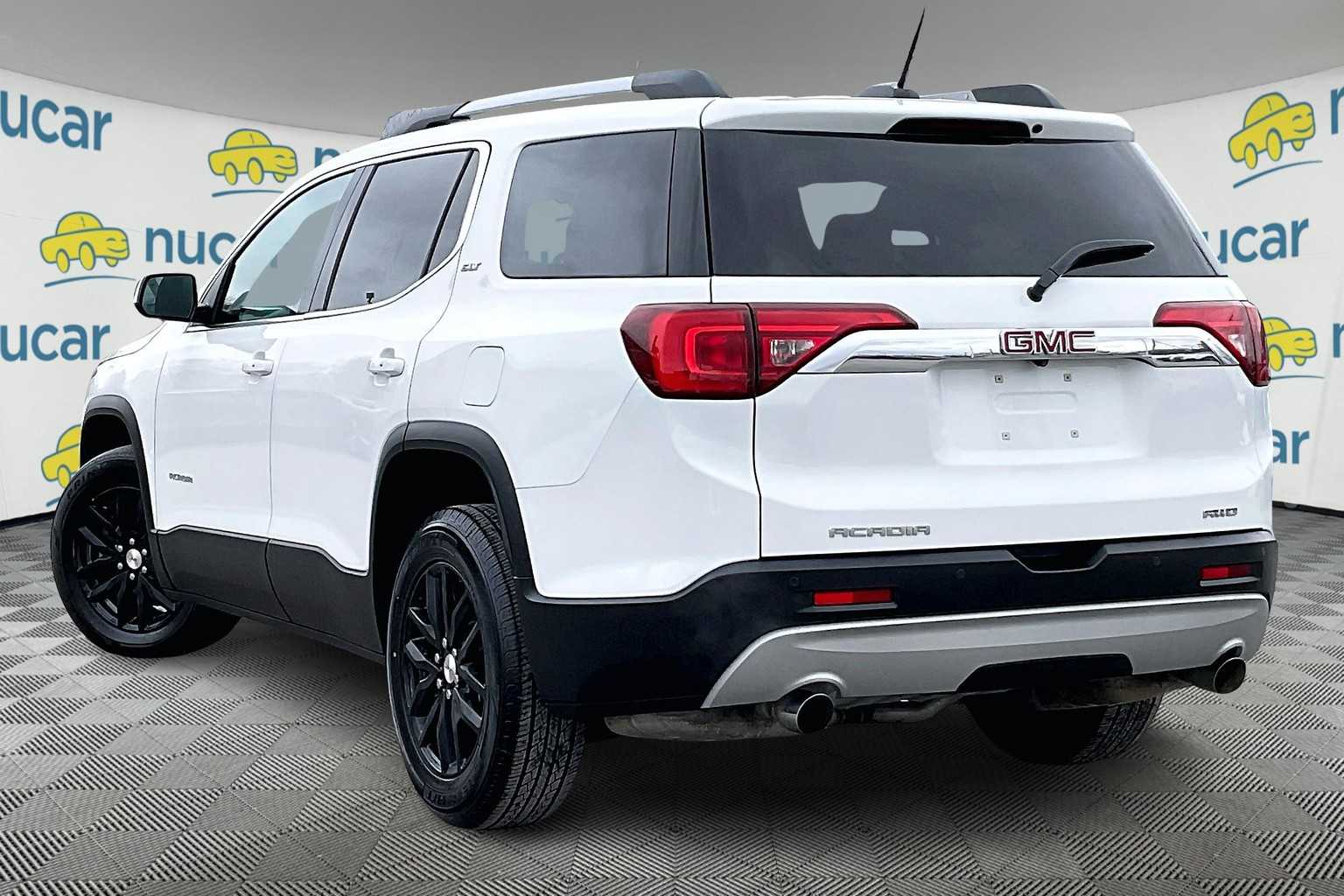 used 2019 GMC Acadia car, priced at $19,977