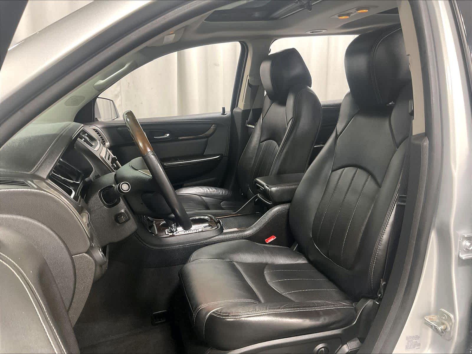 used 2014 GMC Acadia car, priced at $10,707