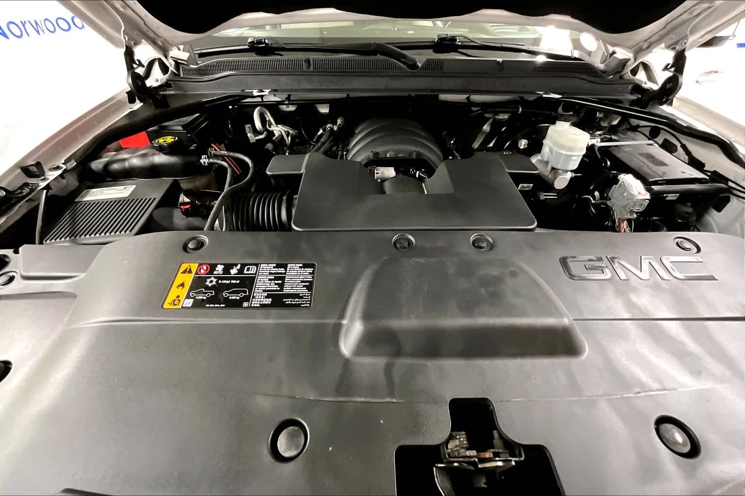 used 2019 GMC Yukon car, priced at $30,689