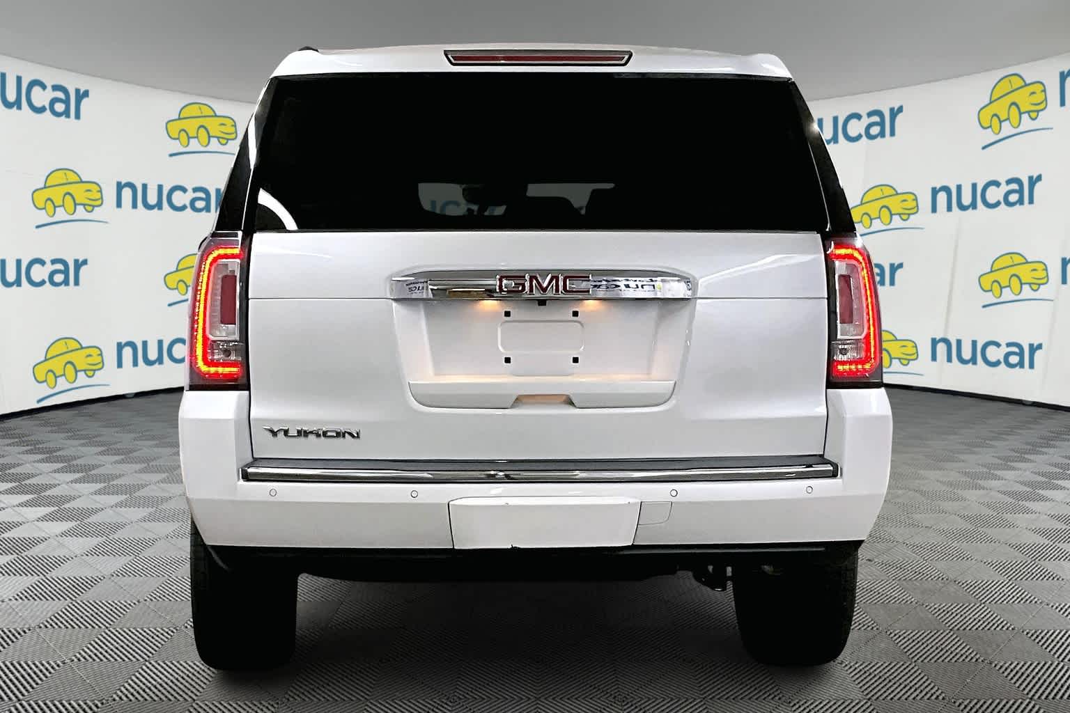 used 2019 GMC Yukon car, priced at $30,689