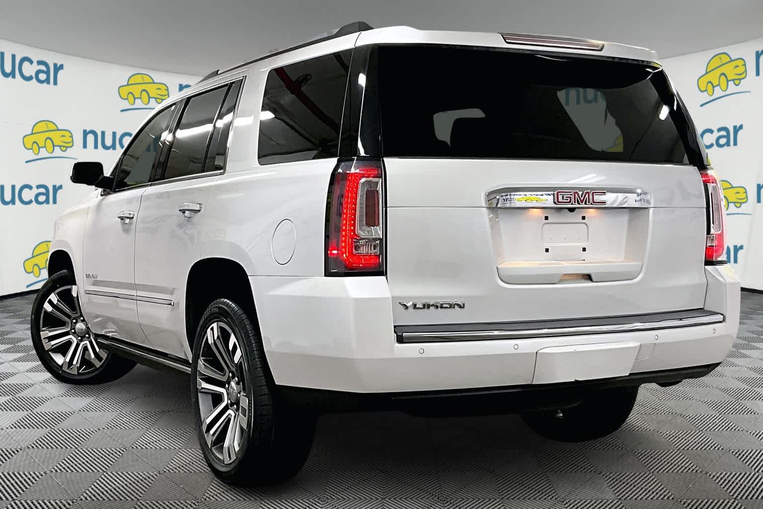 used 2019 GMC Yukon car, priced at $30,689