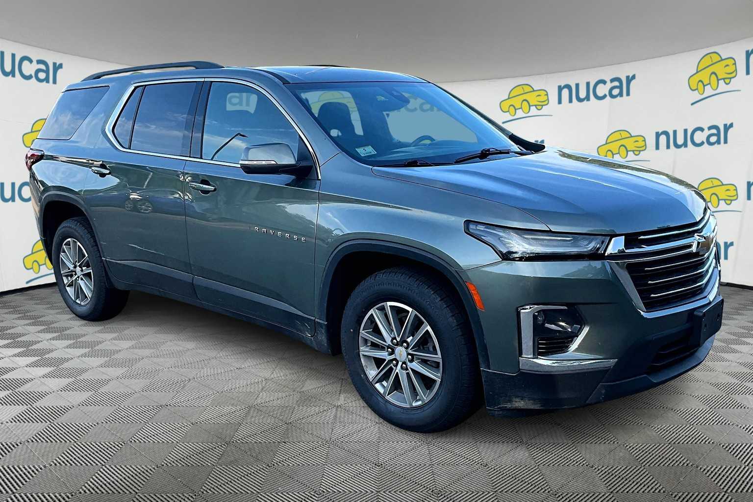 used 2022 Chevrolet Traverse car, priced at $28,174