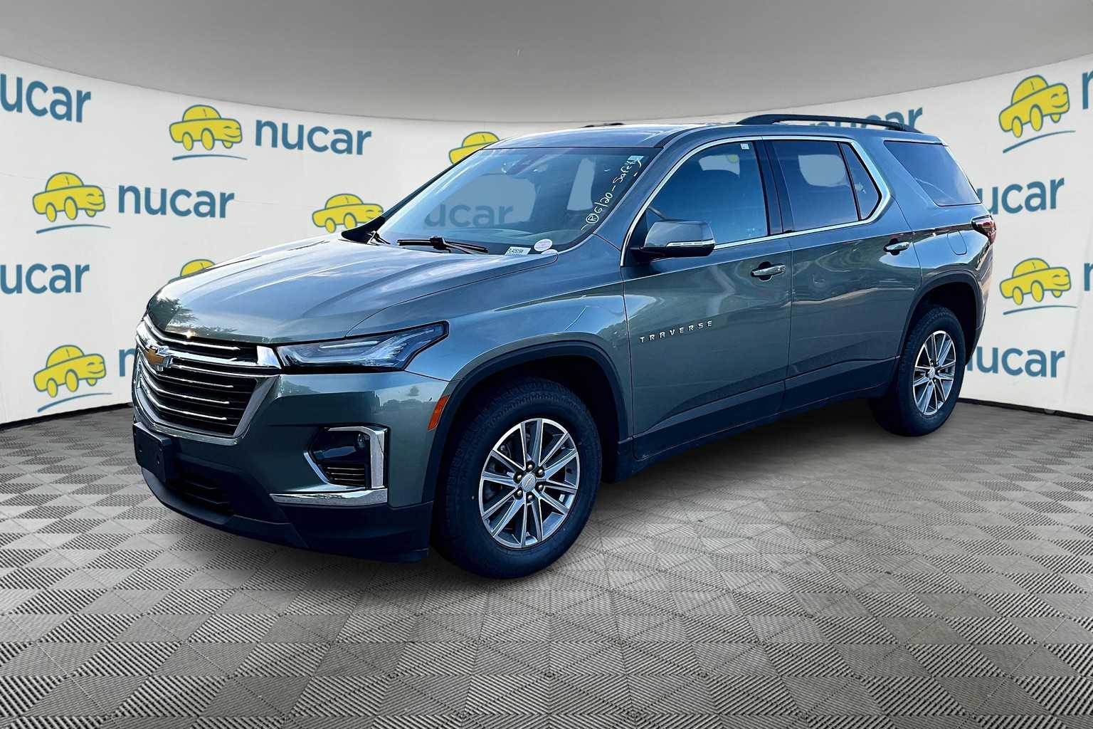 used 2022 Chevrolet Traverse car, priced at $28,174