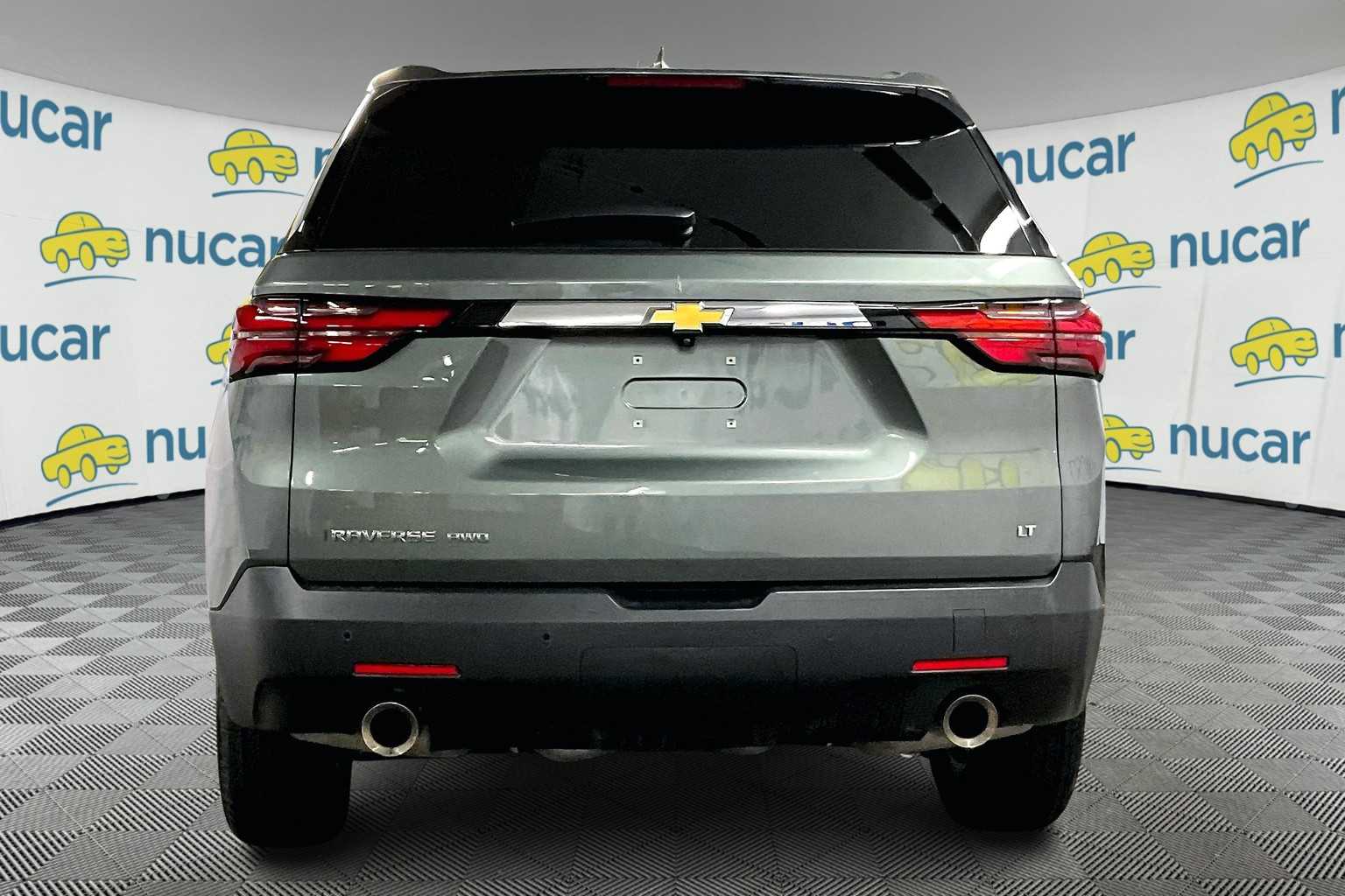 used 2022 Chevrolet Traverse car, priced at $27,688