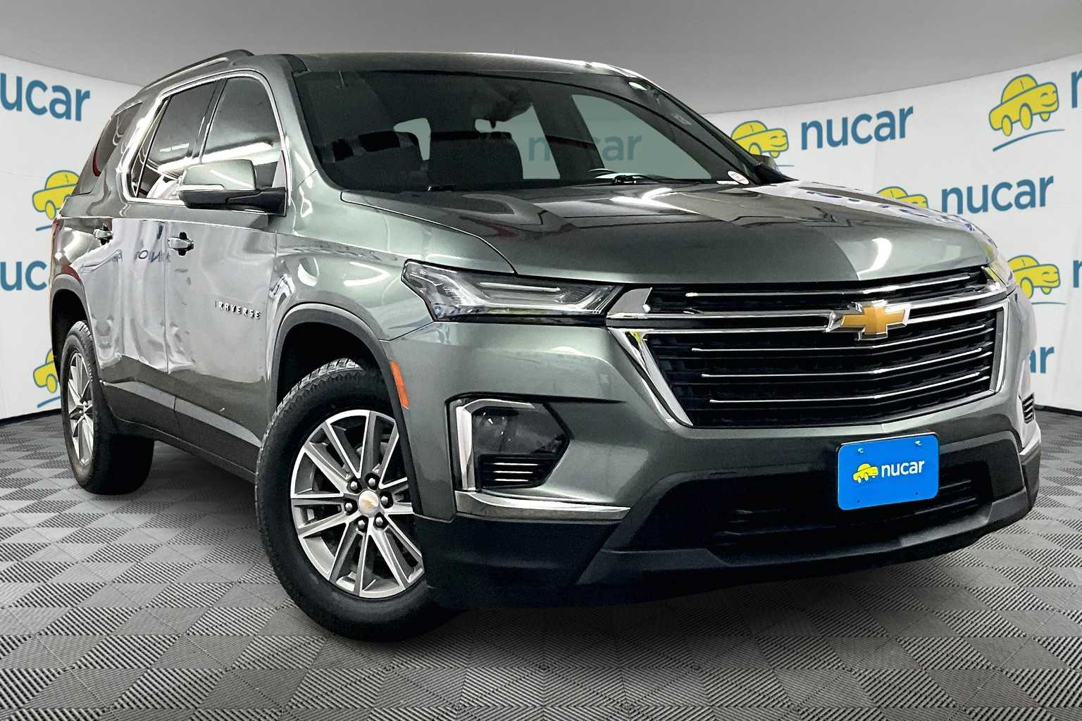 used 2022 Chevrolet Traverse car, priced at $27,688