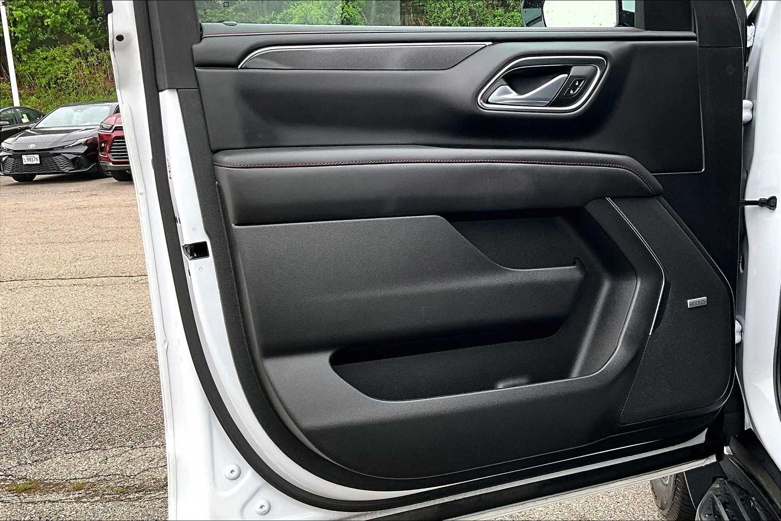 used 2022 Chevrolet Tahoe car, priced at $56,277