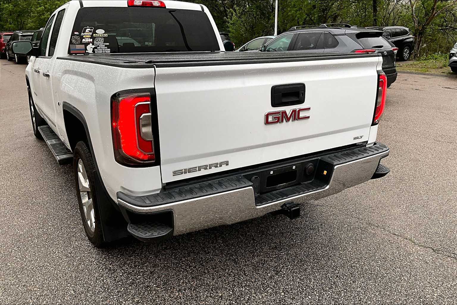 used 2017 GMC Sierra 1500 car, priced at $28,376