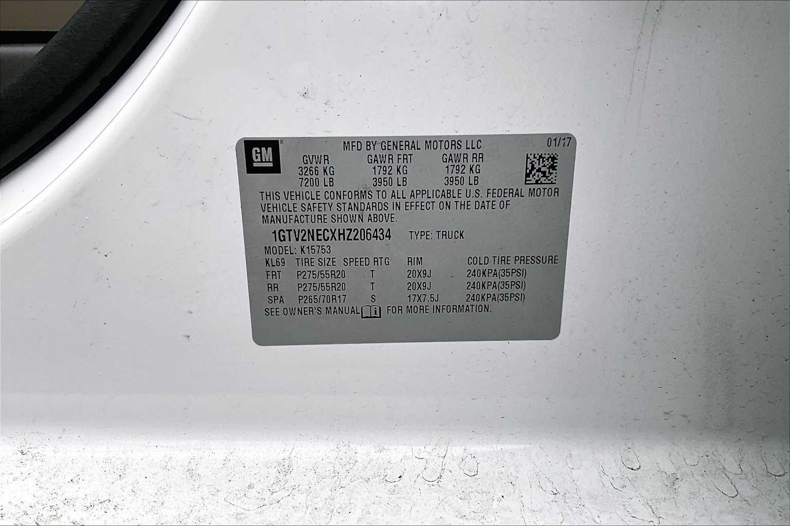 used 2017 GMC Sierra 1500 car, priced at $28,376