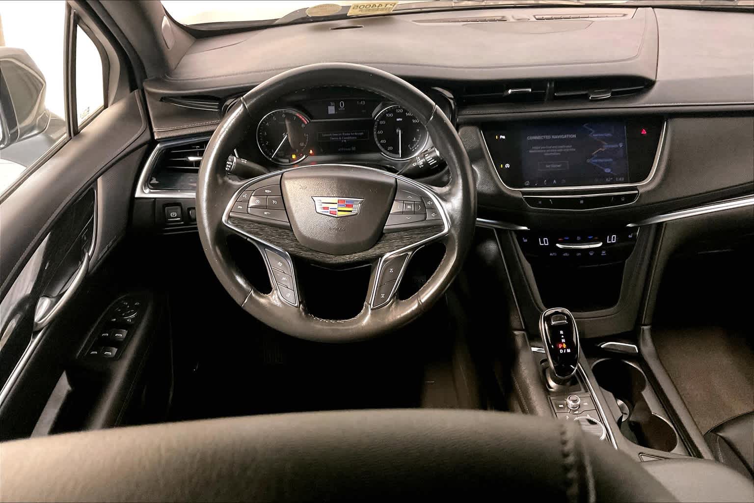 used 2021 Cadillac XT5 car, priced at $30,888