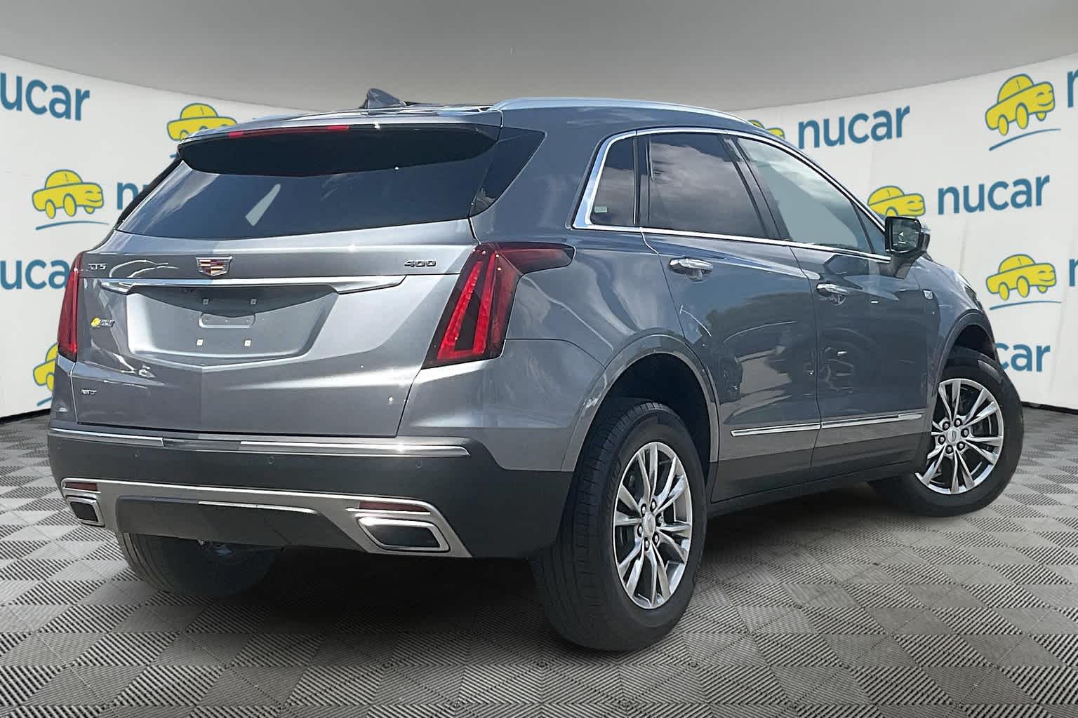 used 2021 Cadillac XT5 car, priced at $30,888